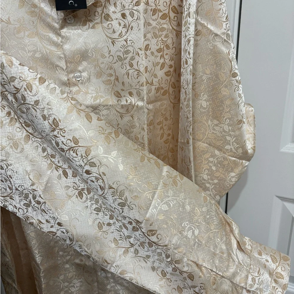 Men's Cream Floral Jacquard Dress Shirt - Picture 3 of 3